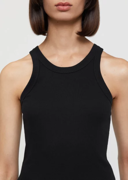 Curved rib tank black